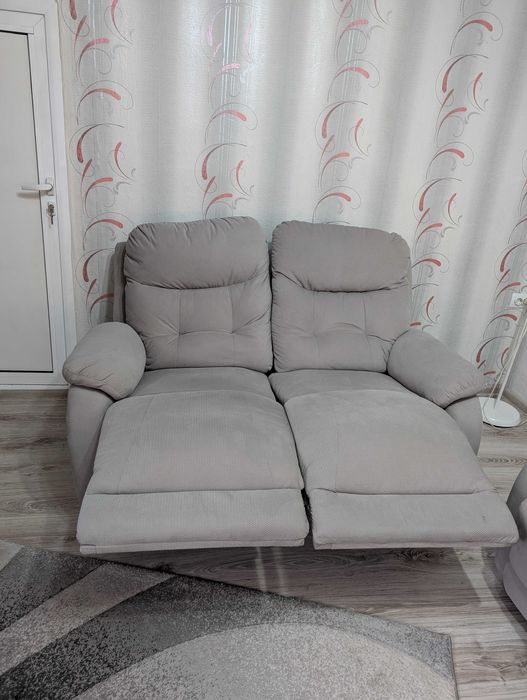 Диван и фотьойли