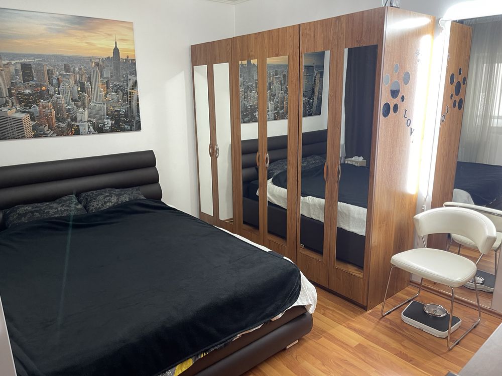 Apartament 3 camere 79 mp Drumul Taberei