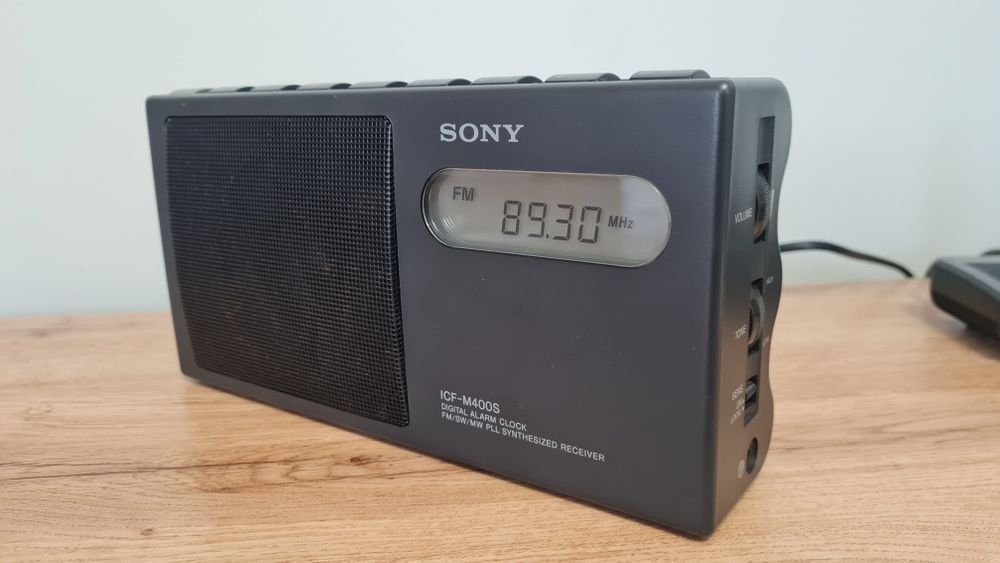 Sony ICF-M400S портативно цифрово радио