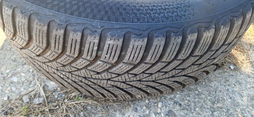 Jante structurate ,cauciucuri continental 2023 205.55 16 iarna 7mm