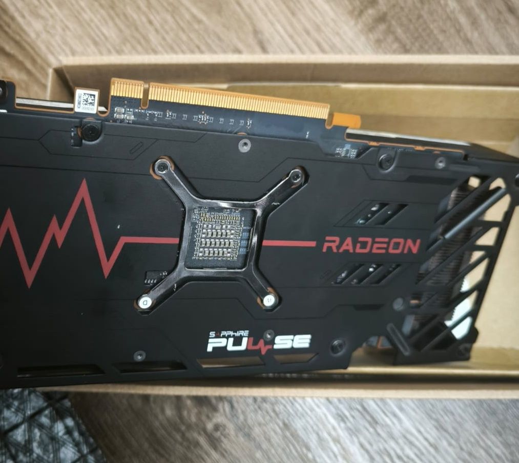 Продам видеокарту Radeon rx 6600 xt 8gb
Память м