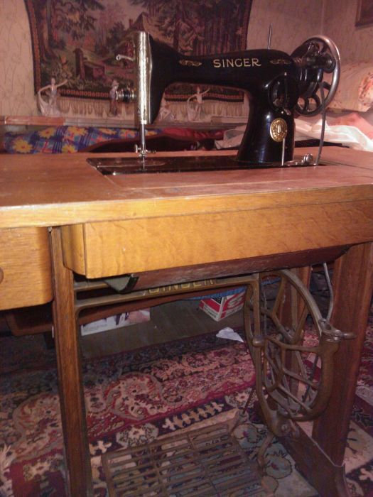 Masina de cusut Singer