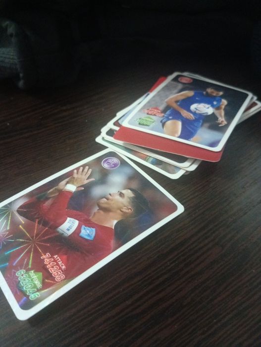 Карты футболистов