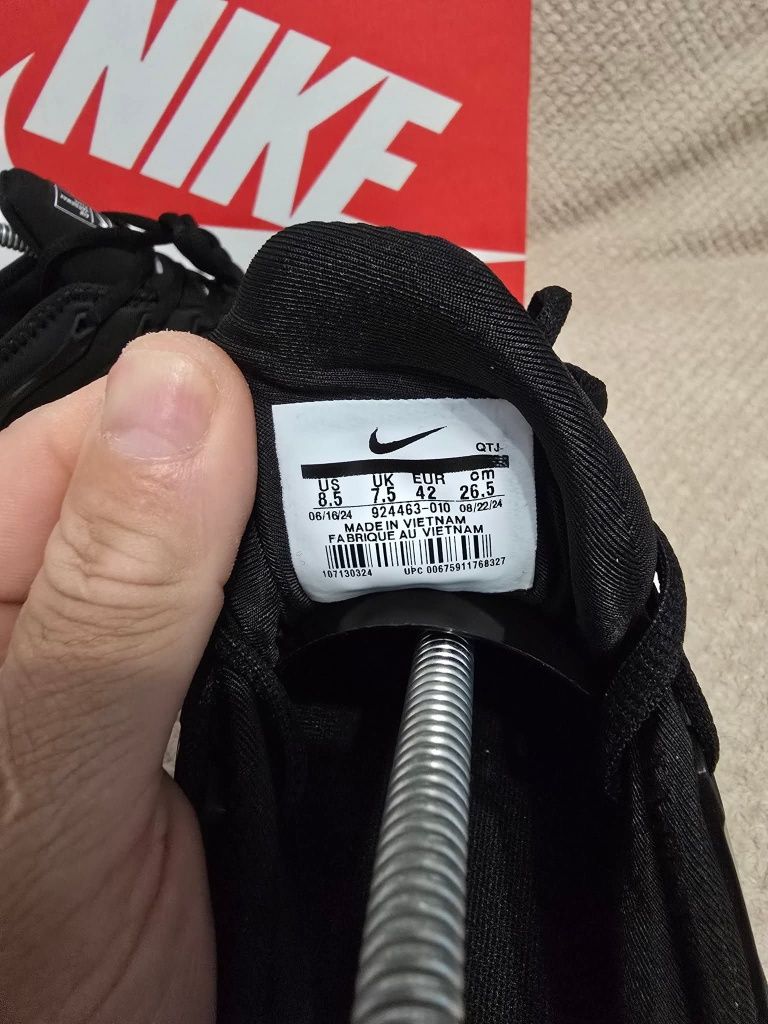 Nike vapormax Plus nr 41 42 43 44 45 preț 350 lei