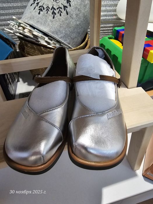 Женские сандалии и ботильены 35 размер