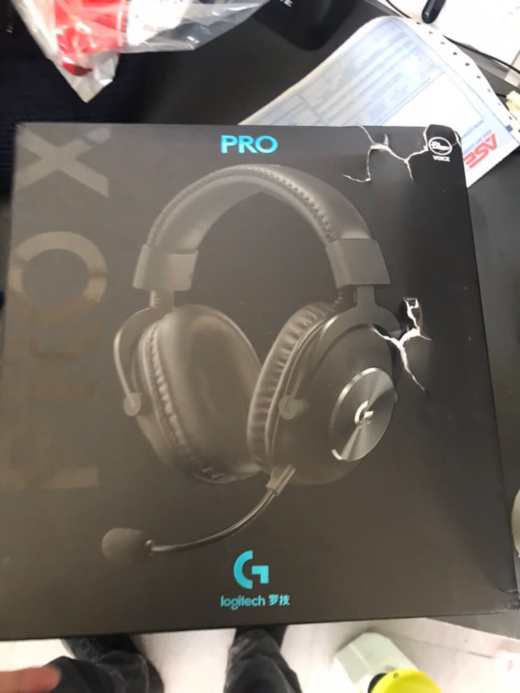 Продам новые наушники Logitech G pro X!