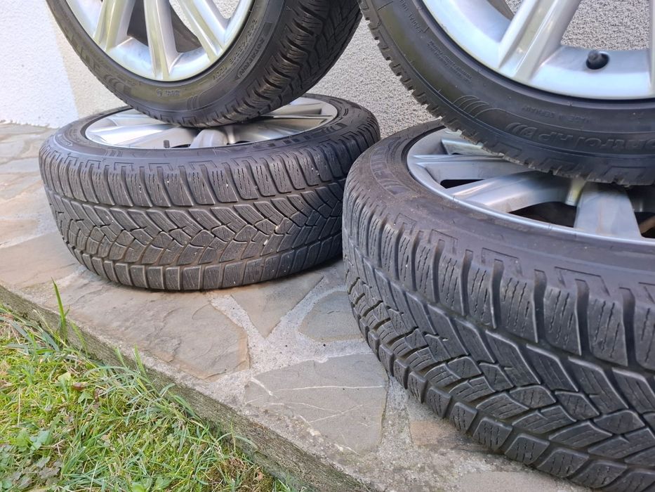 Jante+Anvelope Audi A3,A4,A5,A6,Q3,Q5/245 45 R18 Iarna