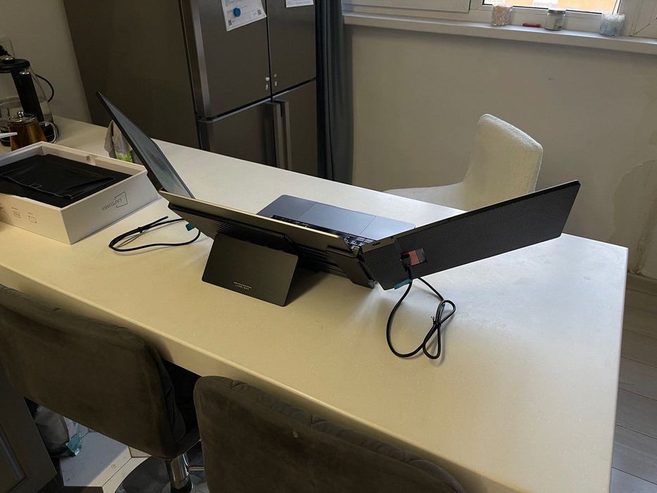 Laptomo 14" Монитор