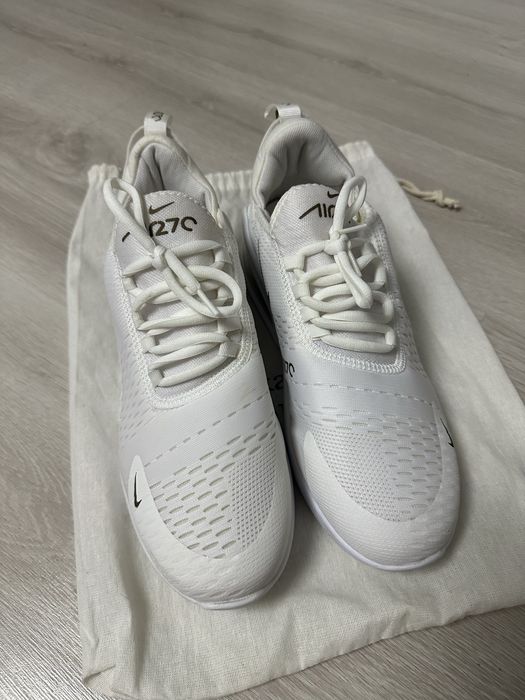 Adidasi Nike Air Max 270 - Noi