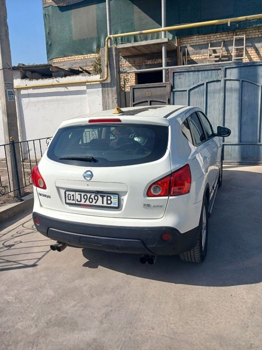 Продам свой Nissan Qashqai 2008 года выпуска