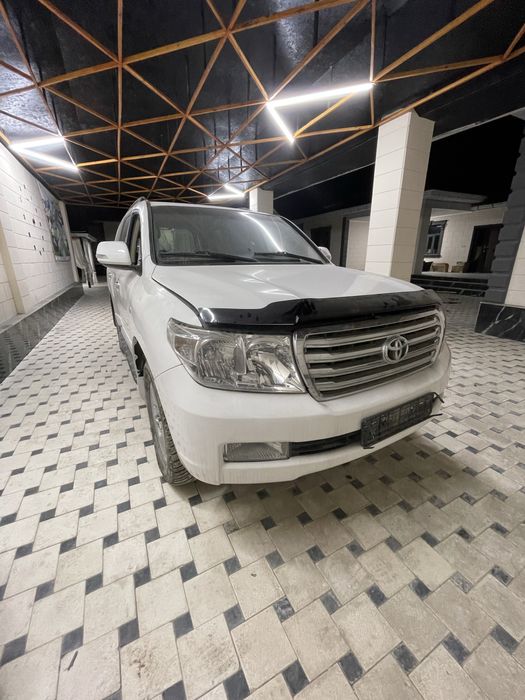 Запчасти на Toyota land cruiser