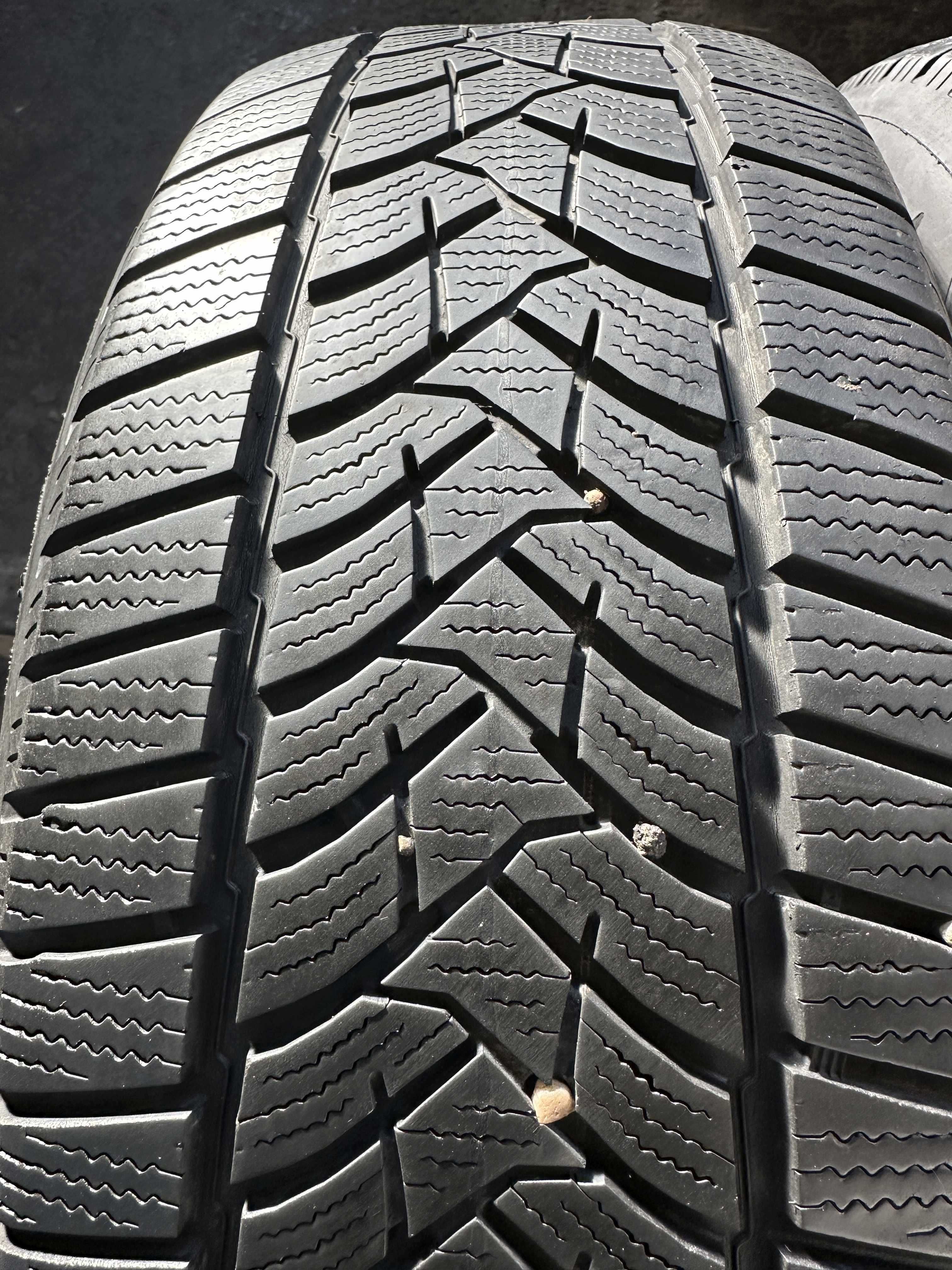 SET 2 Anvelope Iarna 215/60 R17 96H  DUNLOP Winter Sport 5 suv