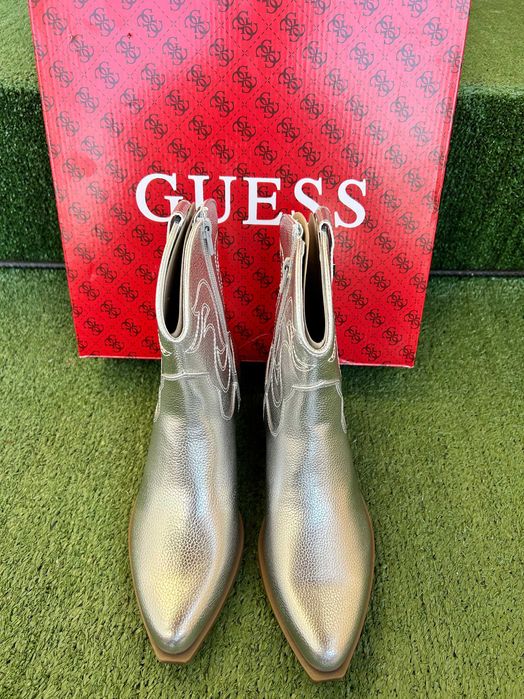 Guess, cizme cowboy,argintii mărimea 38,5, originale in cutie