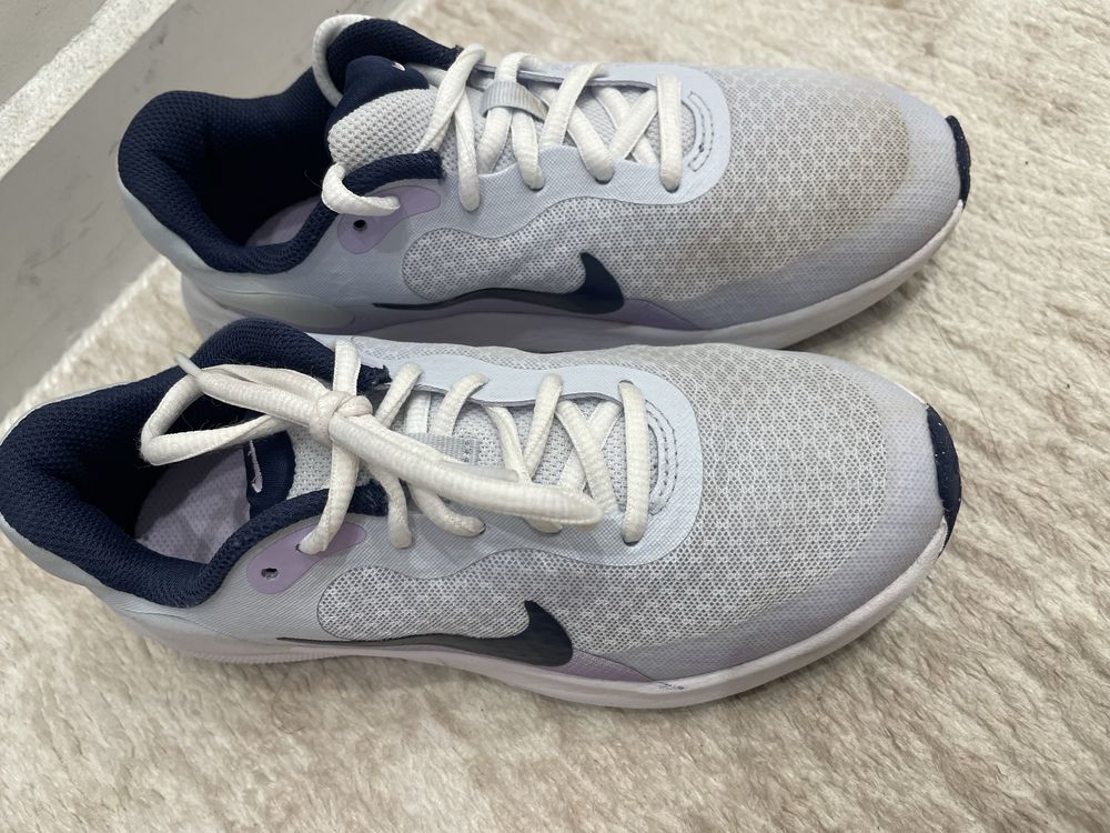 Маратонки Nike-33,5 номер