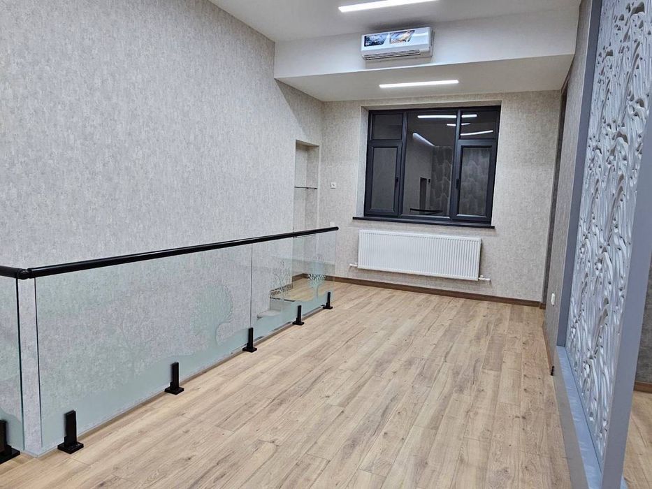 Продается офис Улица Махтумкули
150м2