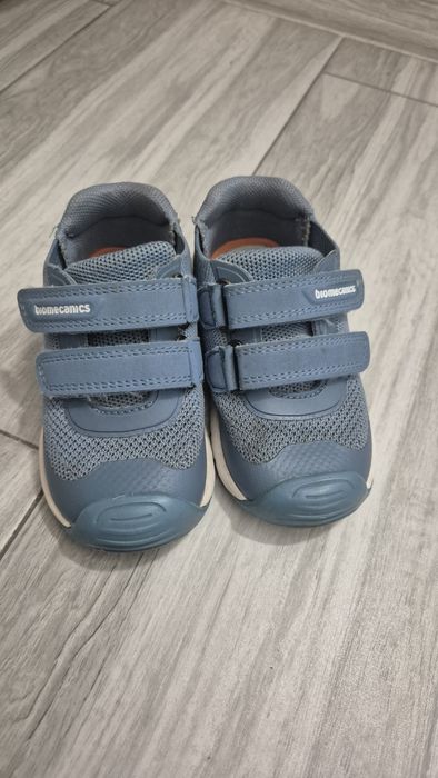 Vand adidasi biomecanics marimea 24