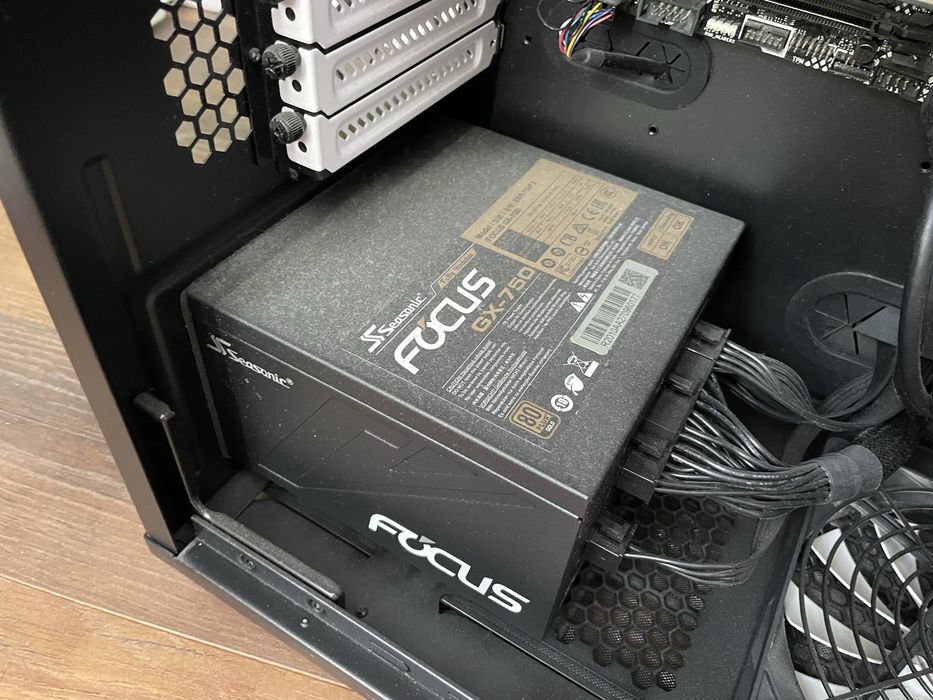 PC Editare/Gaming 7tb, 32gb RAM