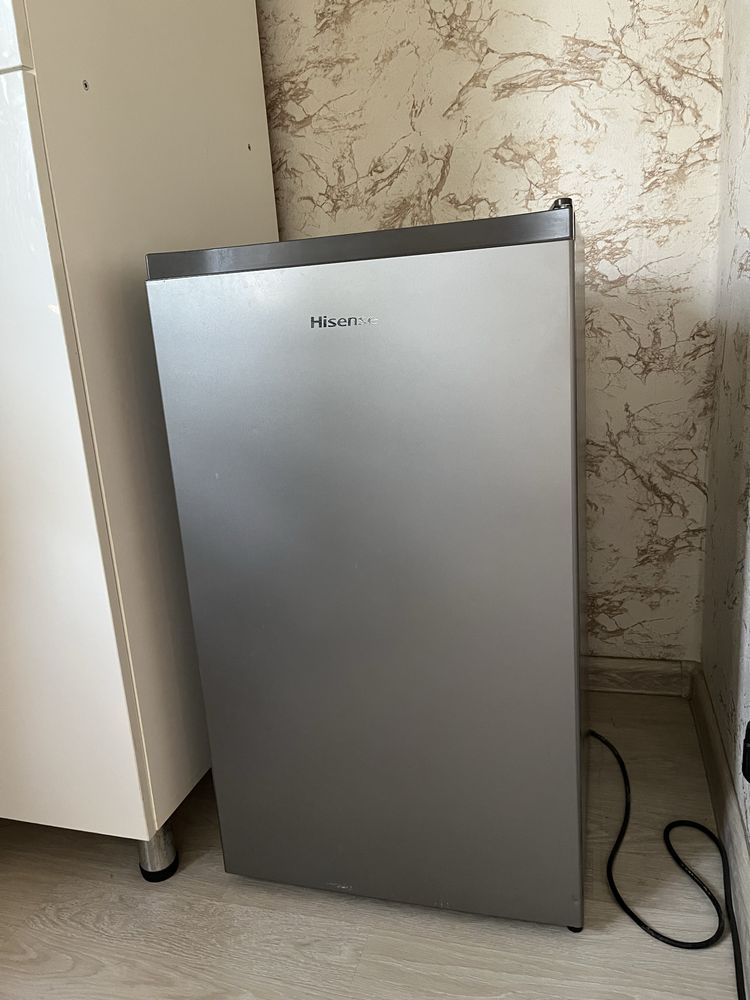 Морозильник Hisense