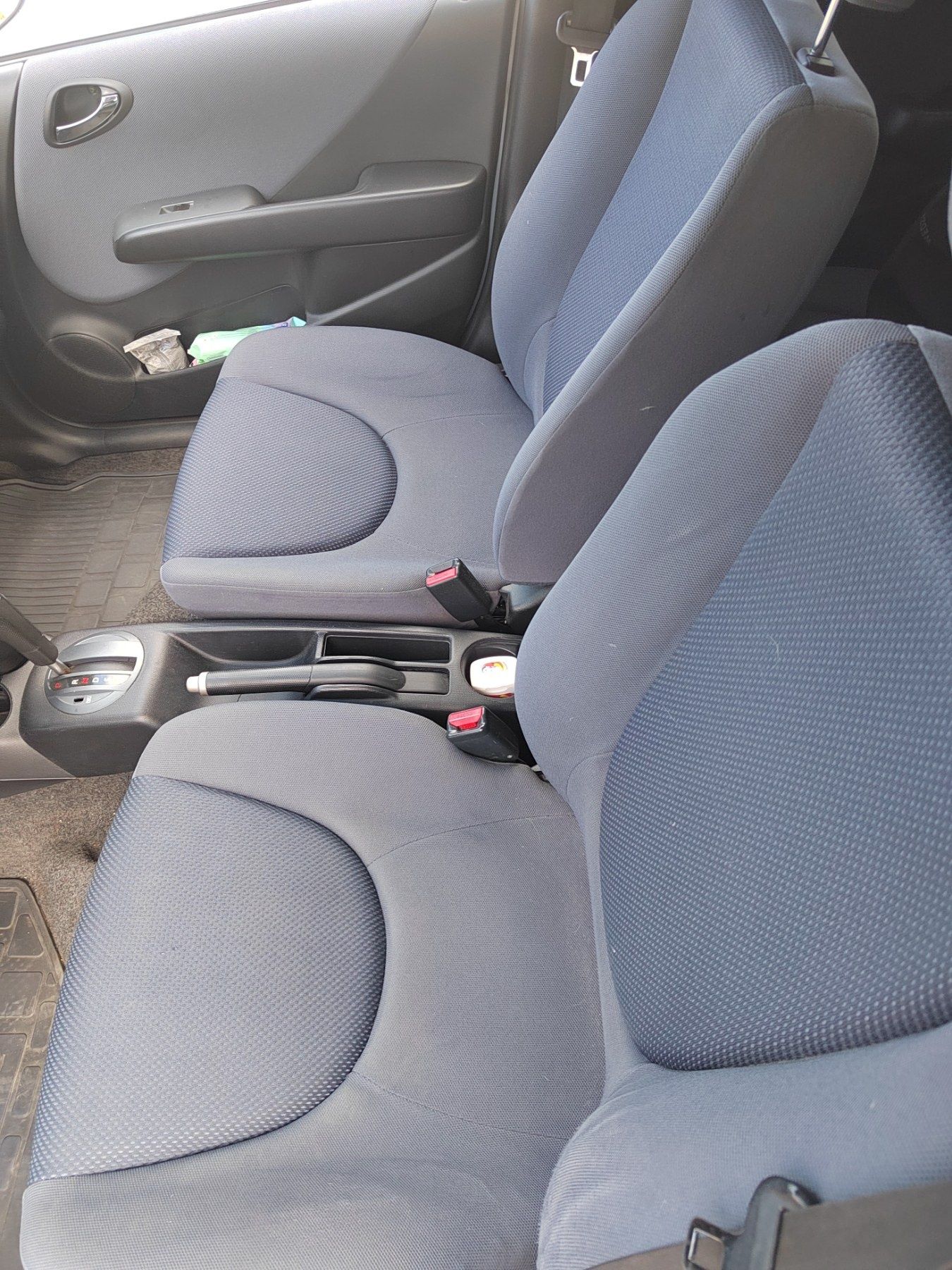 Honda Jazz 1.4 /автомат/навигация/предна и задна камера