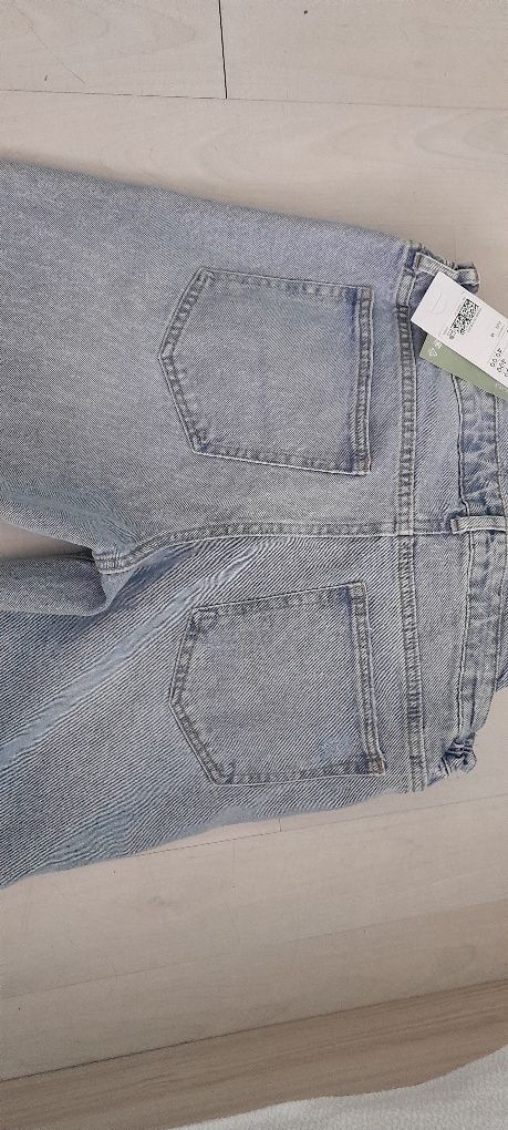 H&M/Дънков гащеризон за бременни
