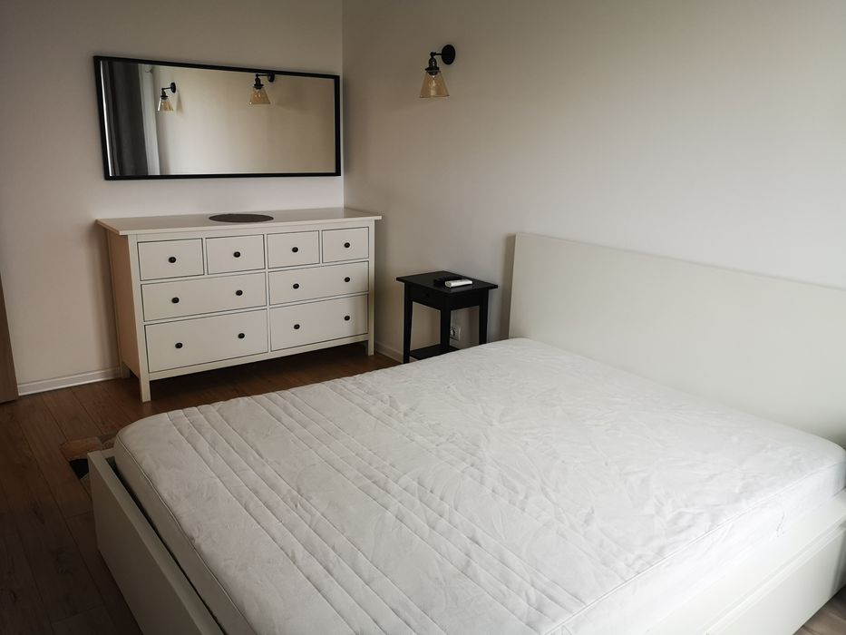 2 camere, decomandat, loc parcare, vedere Poli