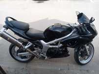 Vând motocicleta Suzuki SV 650 S