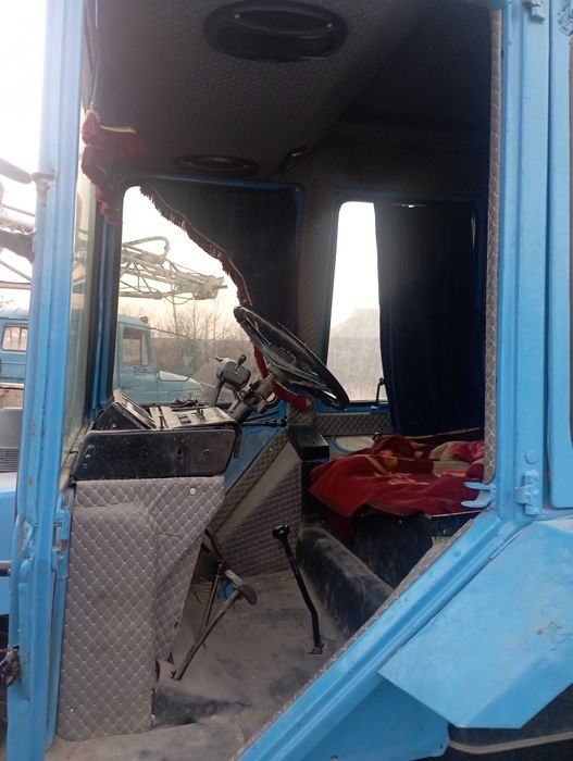 Mtz 80 .1 sotiladi xolati zur rul gedravleka