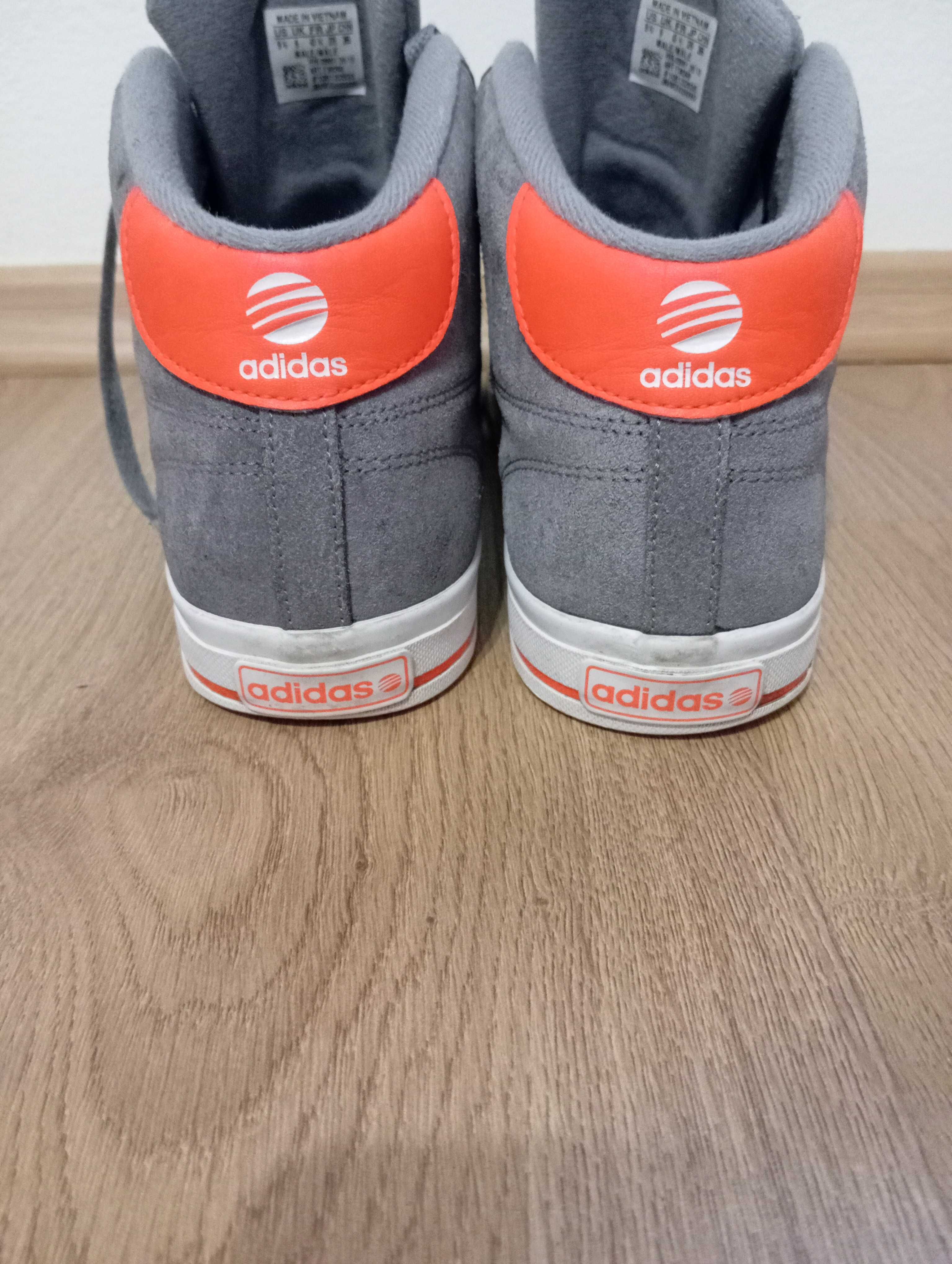 Маратонки Adidas NEO  43 1/3