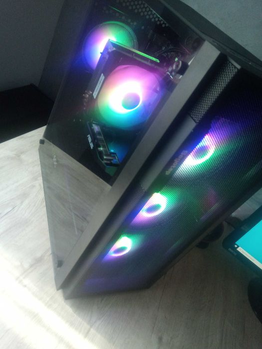 Ocazie Unica! PC Gaming / Editare Video + Monitor Led 24'. Doar 800lei