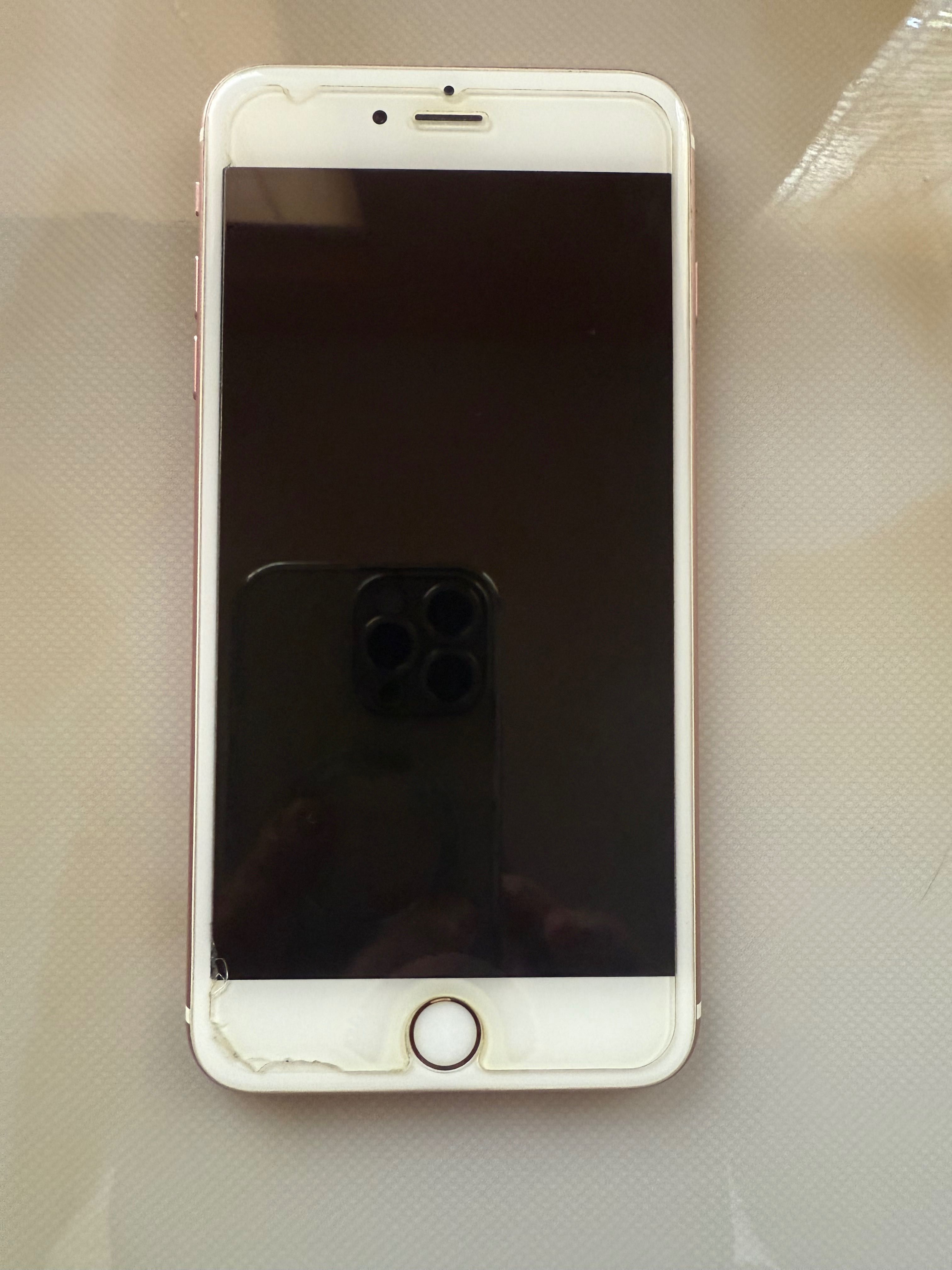 I phone 6s+ в много добро състояние ,без външни забележки
