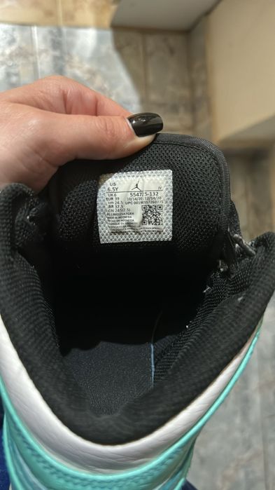Air Jordan 1 Mid Igloo Island Green