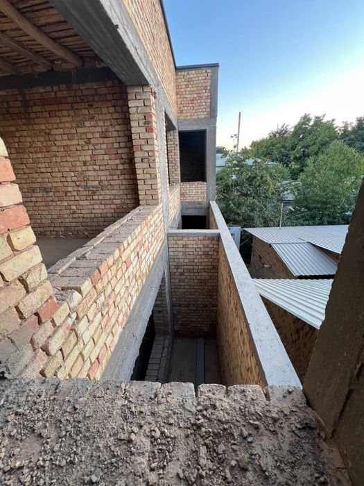 Срочно продается Дом на Дархане ор.стадион Старт