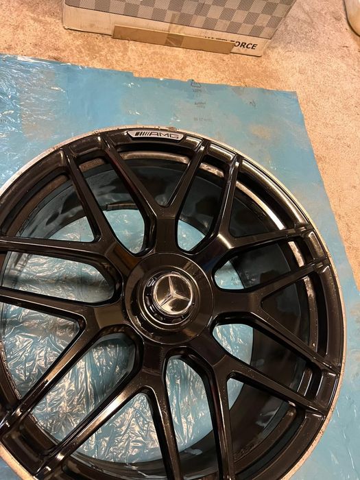 Vând jante Mercedes AMG