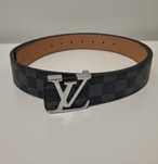 Curea Louis Vuitton