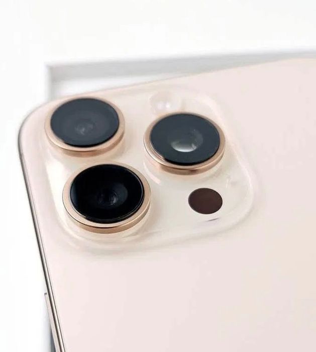 iPhone 16 pro,Baterie 97%