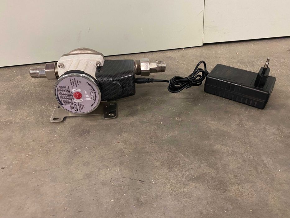 070164	Бустер помпа 85W 1" 32L/min 18m RD-BP57