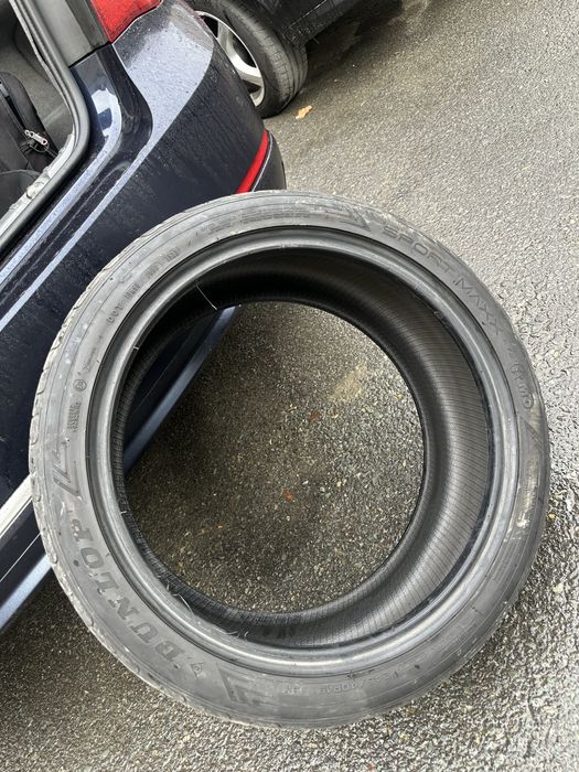 Dunlop 245/40/19 DOT 2023