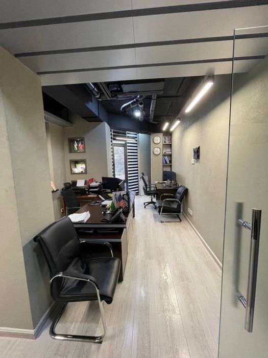 Продаётся Коммерческое Помещение 1100кв.м ор.Ракат Махалля Яккасарай