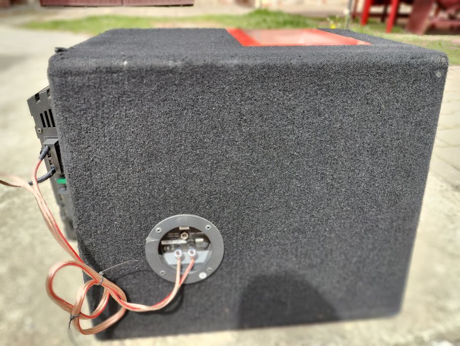 Subwoofer jbl csx-1400bp și amplificator crunch gpx 600.2