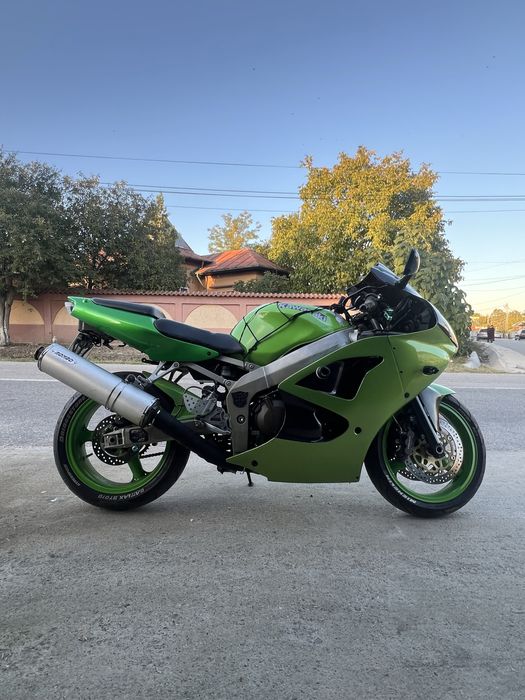 Kawasaki zx6r ninja anul 2000, carburatie