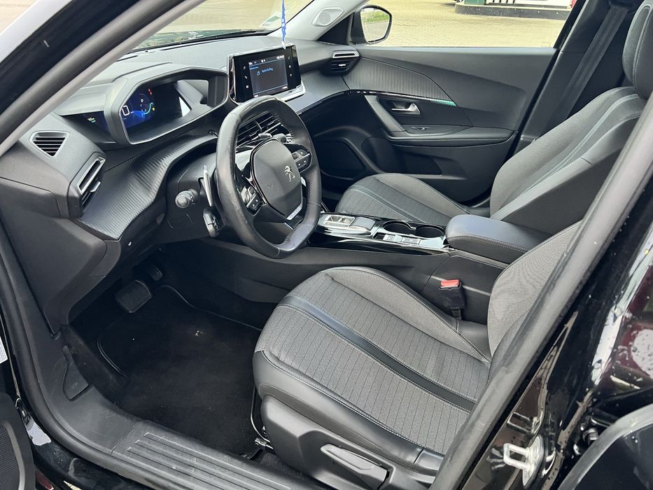 Peugeot 2008 Allure/automat/leduri