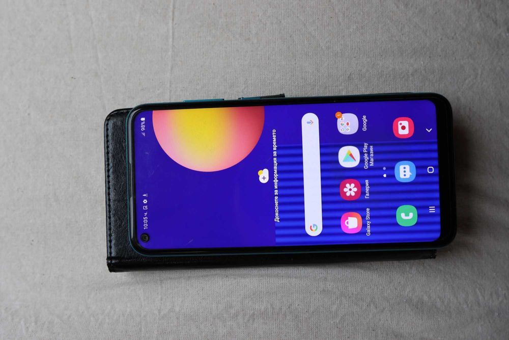 Samsung Galaxy M11 Dual-SIM 3 GB RAM + 32 GB вградена памет + слот SD