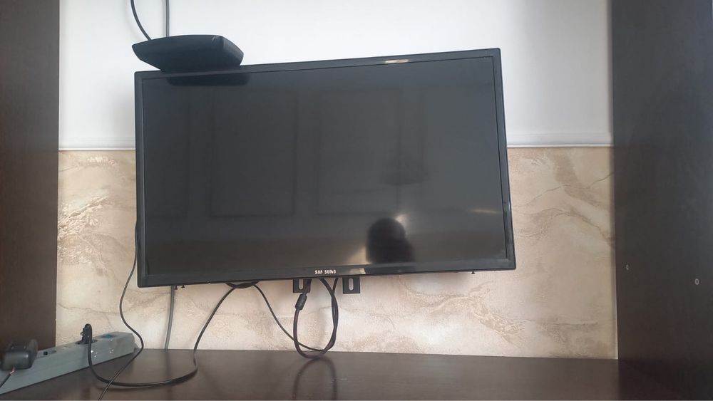 Телевизор, 20.000тг, диагональ 86