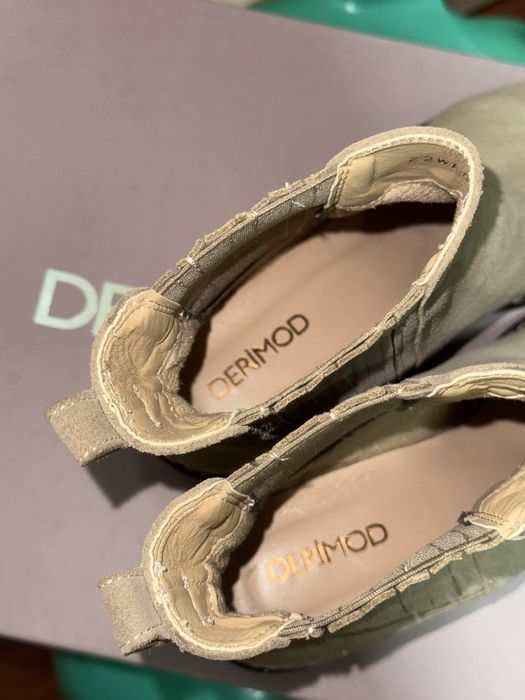 Замшевые  бежевые ботинки Derimod (Турция), размер 37