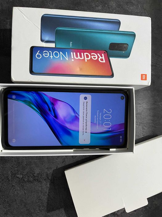Телефон Redmi note 9