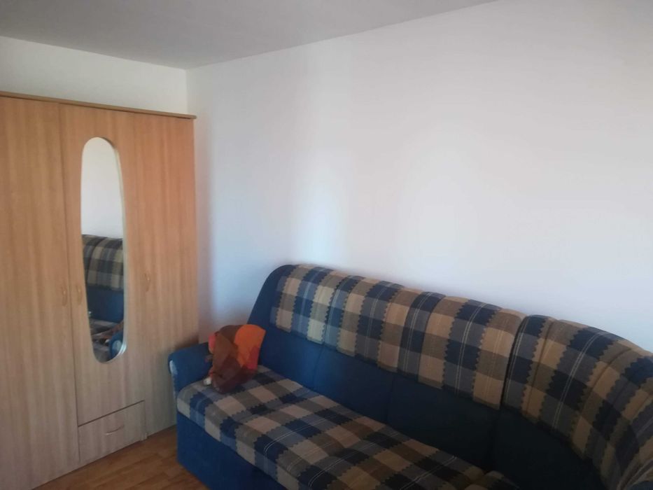 De inchiriat garsoniera