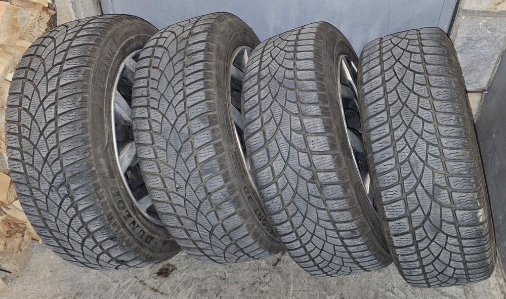 Зимни гуми 205/55/16 с джанти за BMW