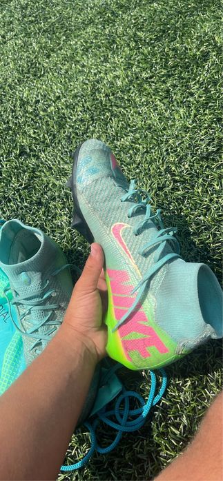 Vand ghete nike mercurial superfly 10