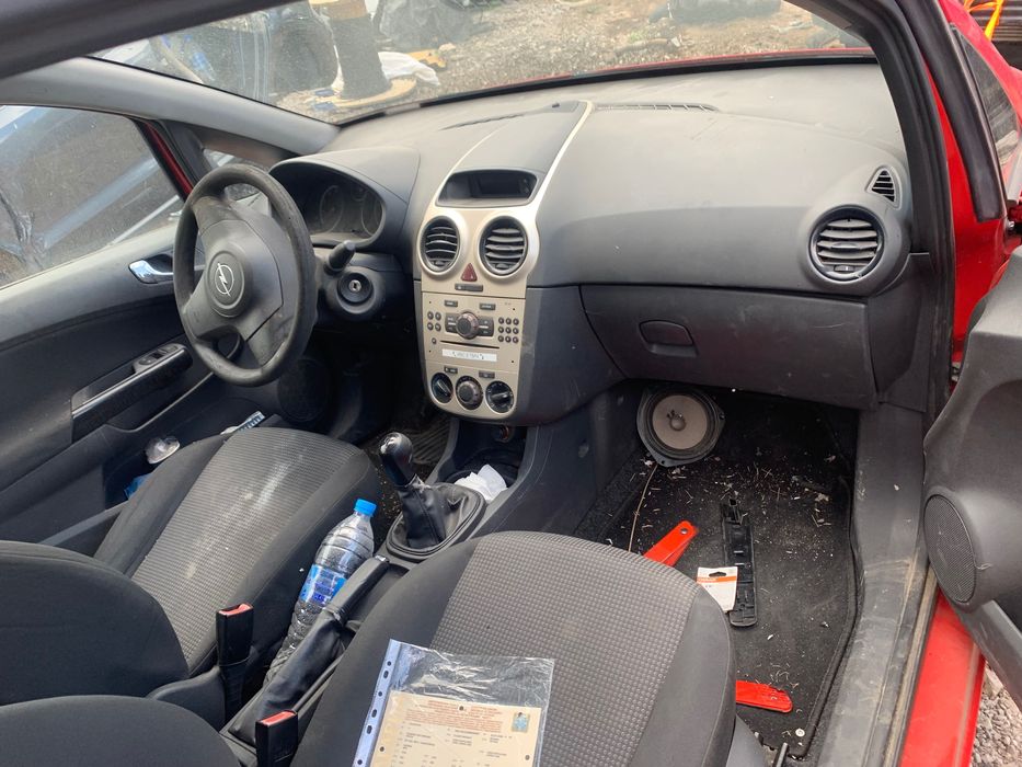 Opel Corsa 1.2 75кс  2009г