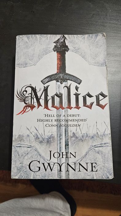 seria de carti The Faithful and The Fallen